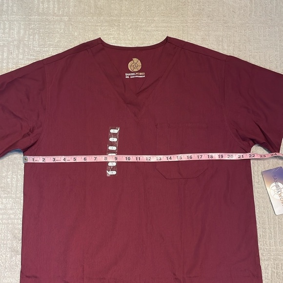 NWT Sanibel Works Scrubs Shirt Red Men’s Small - Picture 3 of 5